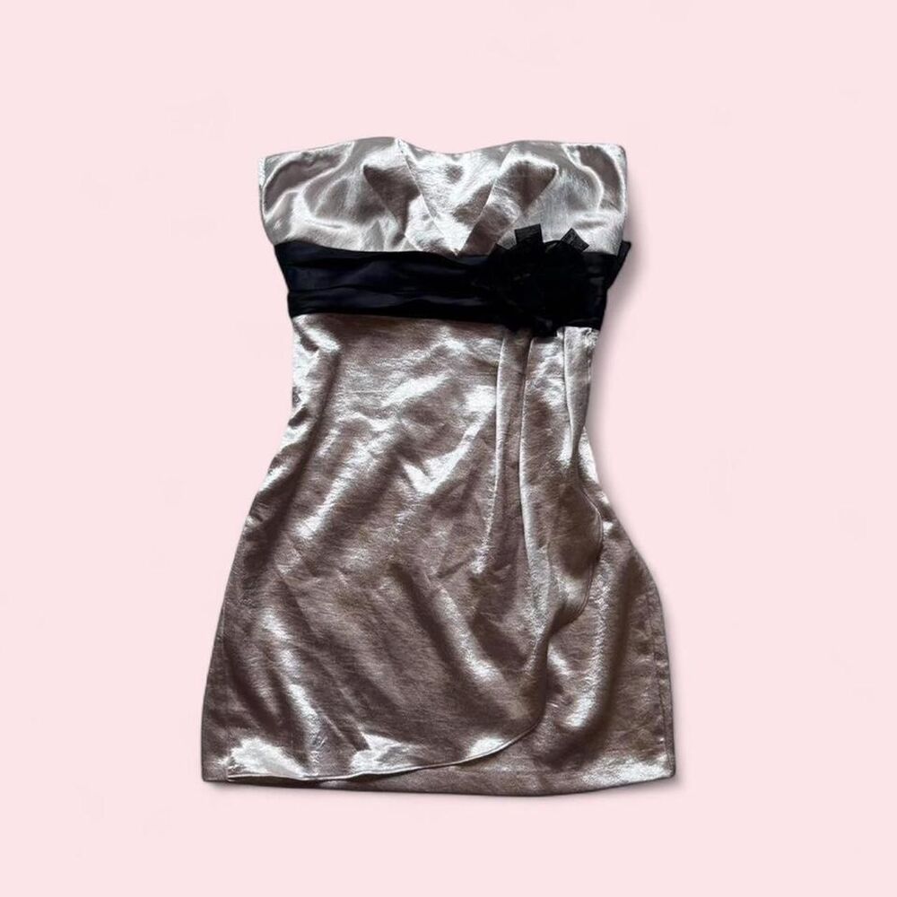 Speechless Women's Gold and Black Dress